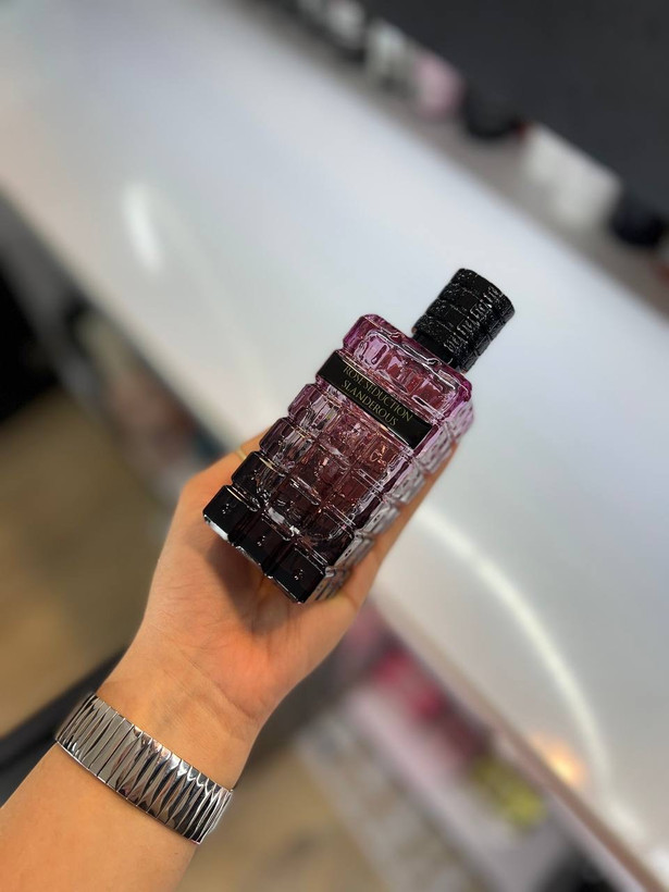 عطر ادکلن ویکتوریاسکرت اسکندلوس اماراتی فرگرانس